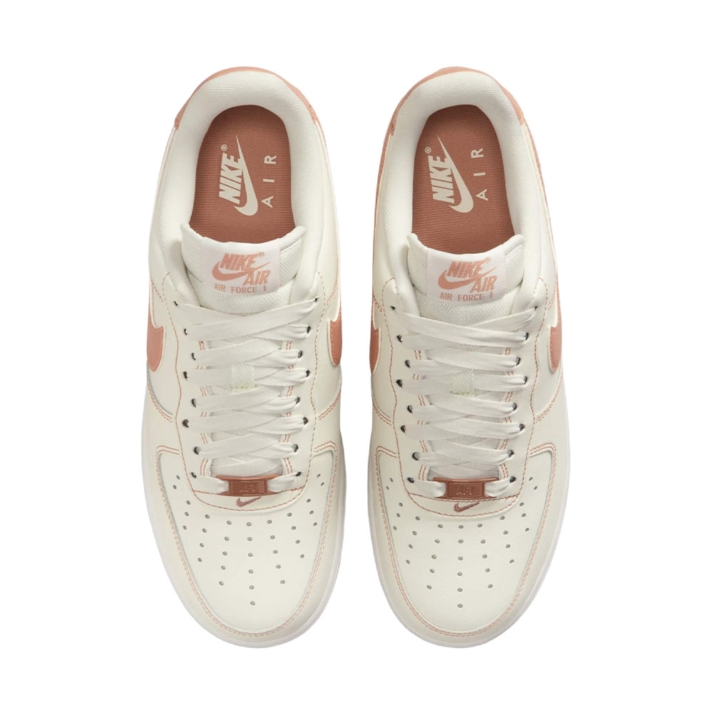 Tênis Nike Air Force 1 07 Branco/rosa