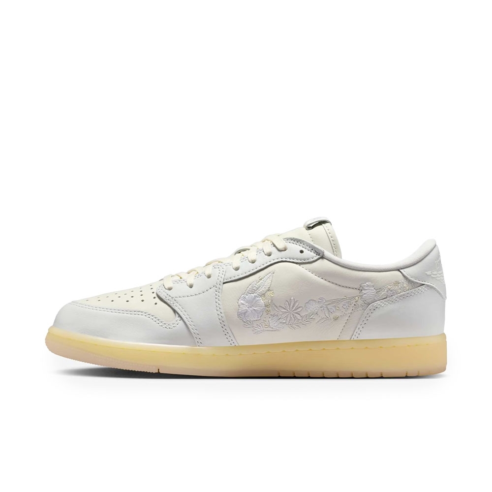 Tênis Niike Air Jordan 1 Low Og Bege
