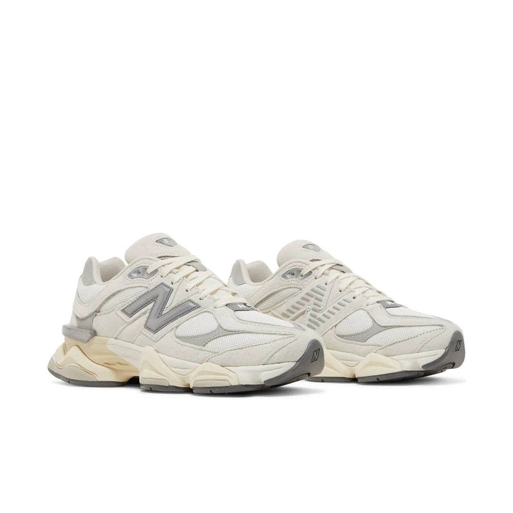 Tênis New Balance 9060 Branco/prata