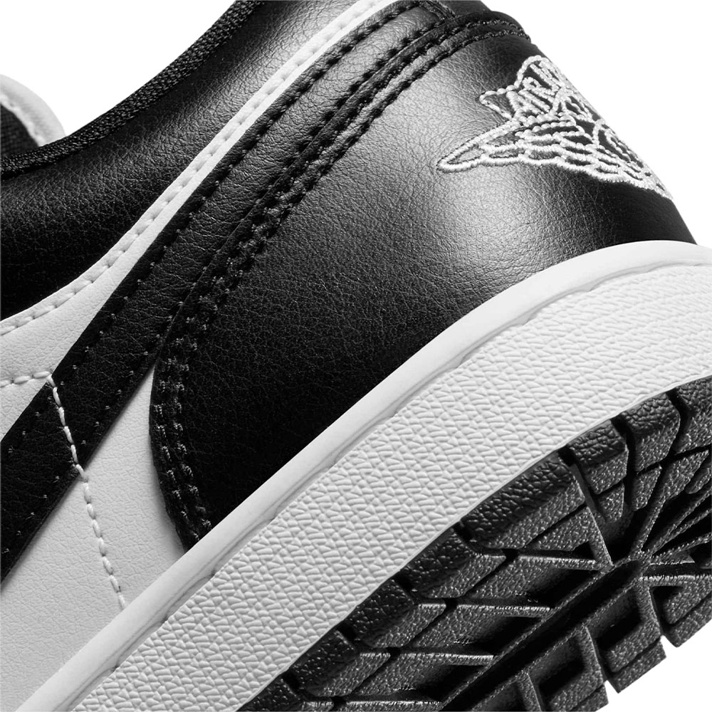 Tênis Feminino Nike Air Jordan 1 Low 
