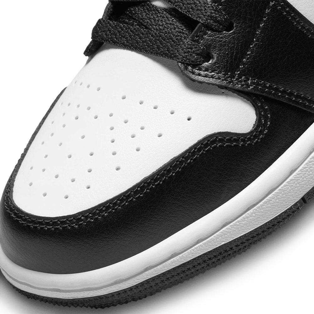 Tênis Feminino Nike Air Jordan 1 Low 