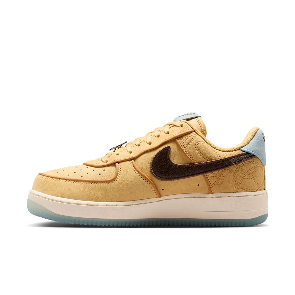 Tênis Nike Air Force 1 Marrom