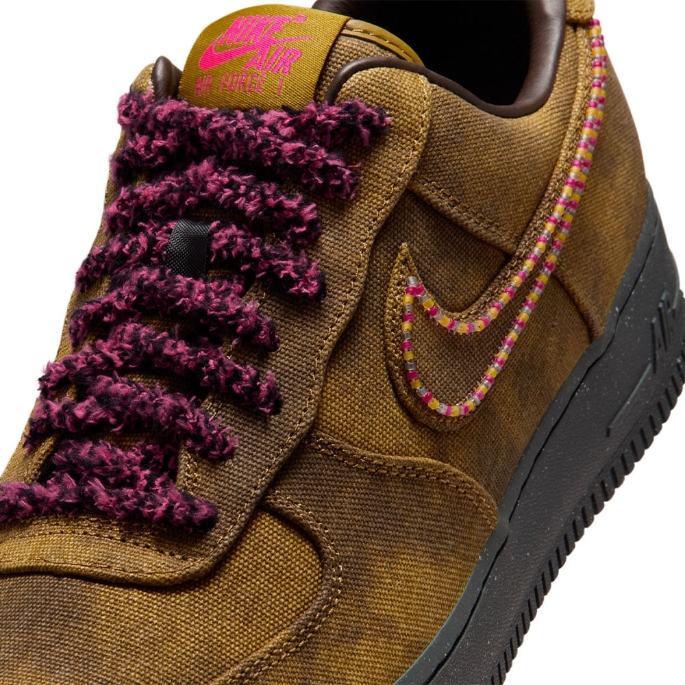 Tênis Nike Air Force 1 Marrom