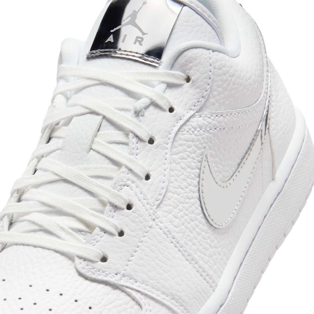Tênis Nike Air Jordan 1 Low Branco
