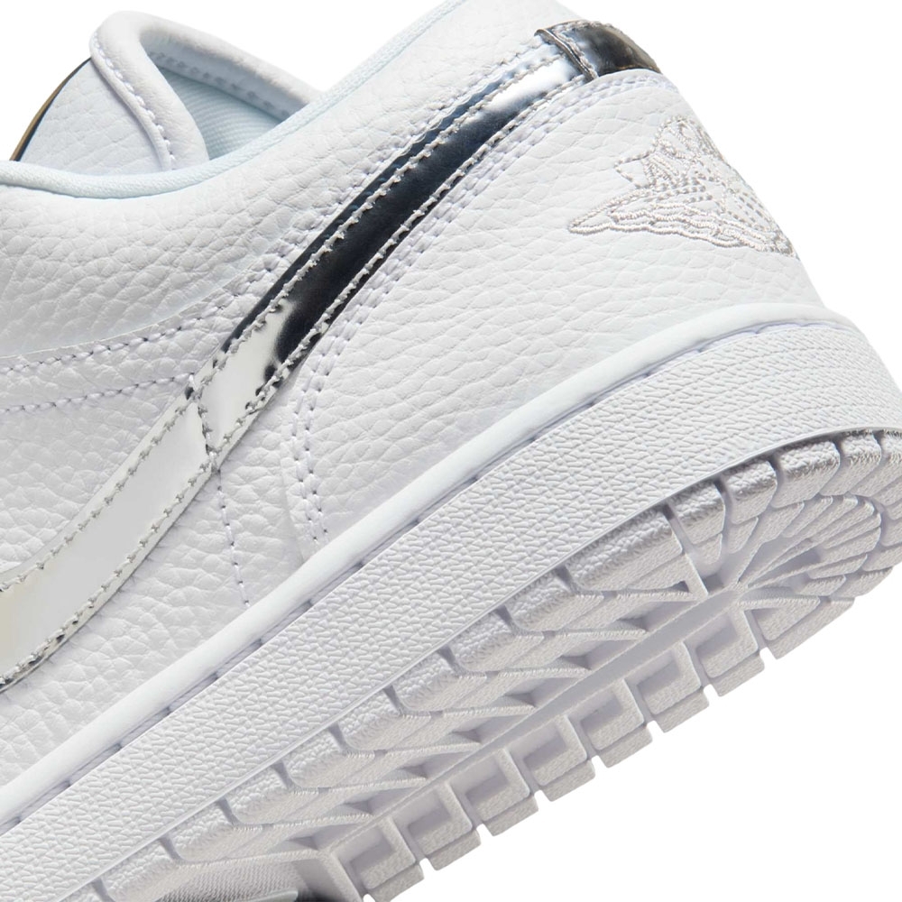 Tênis Nike Air Jordan 1 Low Branco