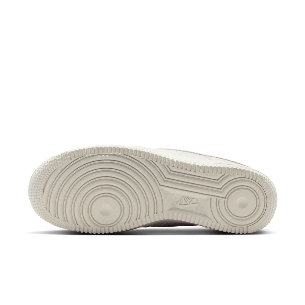 Tênis Nike Air Force 1 07 Bege