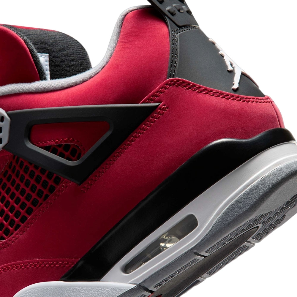 Tênis Nike Air Jordan 4 Retro Vermelho Tênis Nike Air Jordan 4 Retro Vermelho