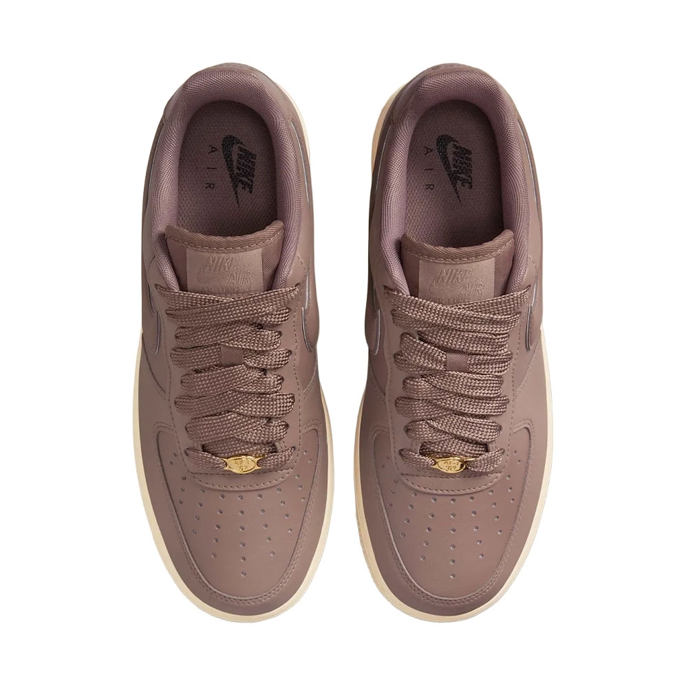 Tenis Nike Air Force 1 Low '07 Next Marrom