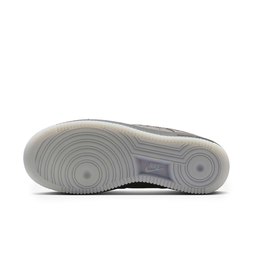 Tênis Nike Air Force 1 Low Marrom