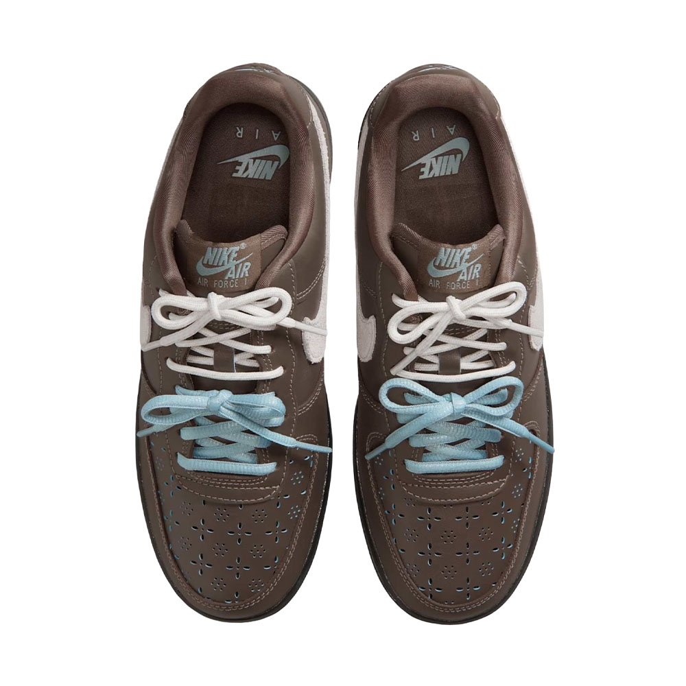Tênis Nike Air Force 1 Low Marrom