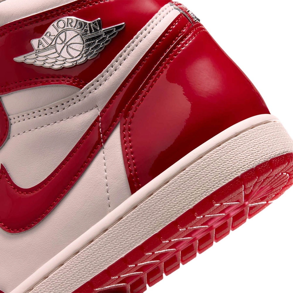 Tenis Nike Air Jordan 1 Retro Hi Og Vermelho/branco