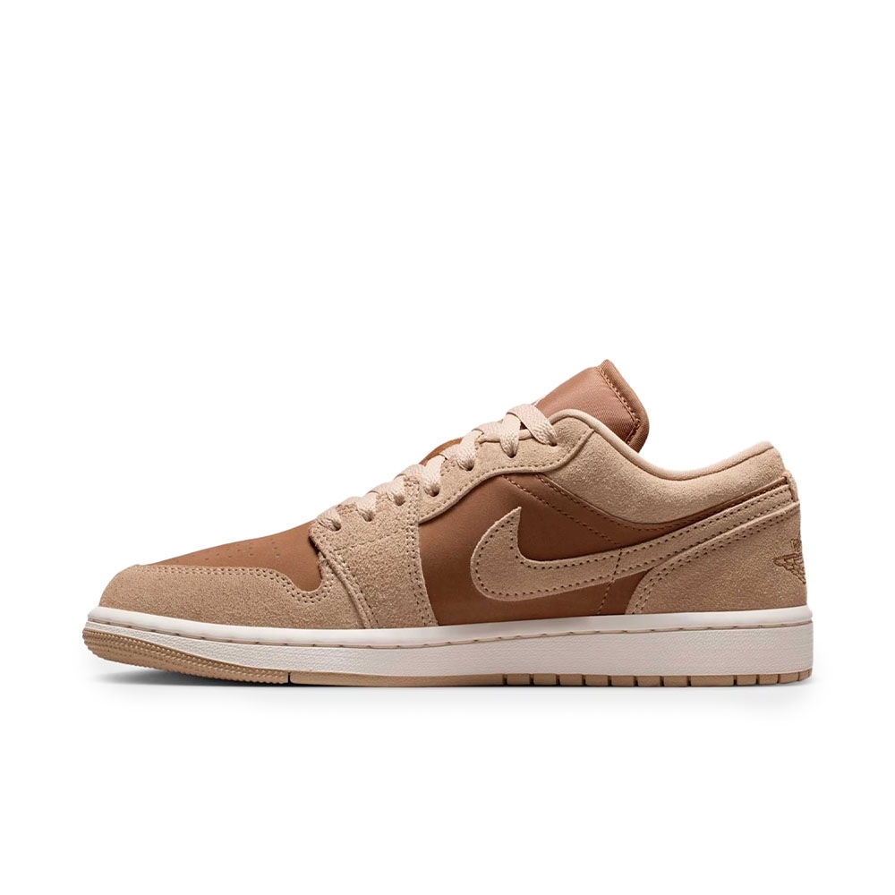 Tênis Nike Air Jordan 1 Low Bege