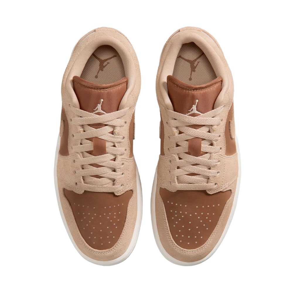 Tênis Nike Air Jordan 1 Low Bege