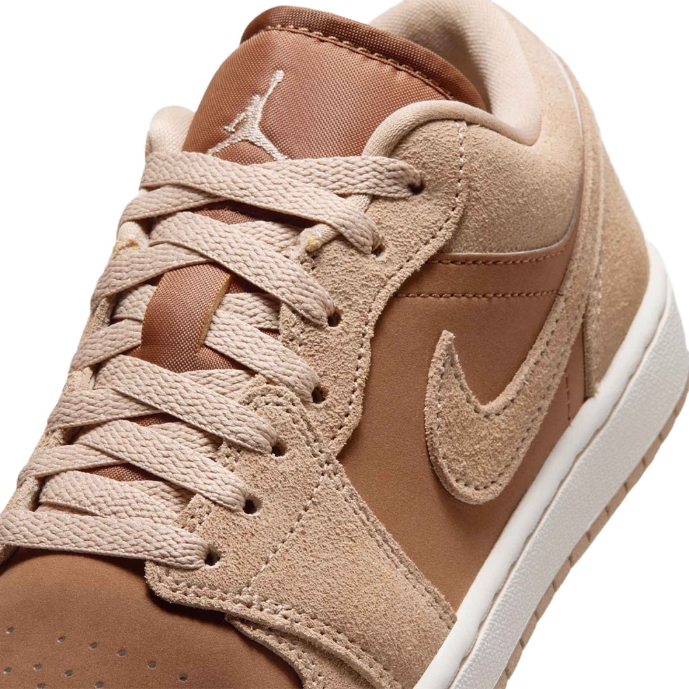 Tênis Nike Air Jordan 1 Low Bege
