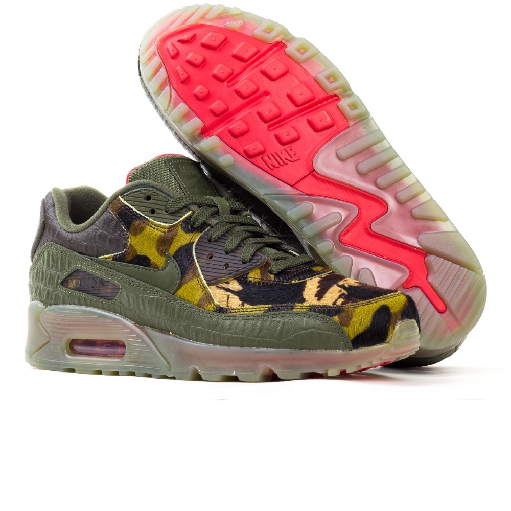 nike camo croc