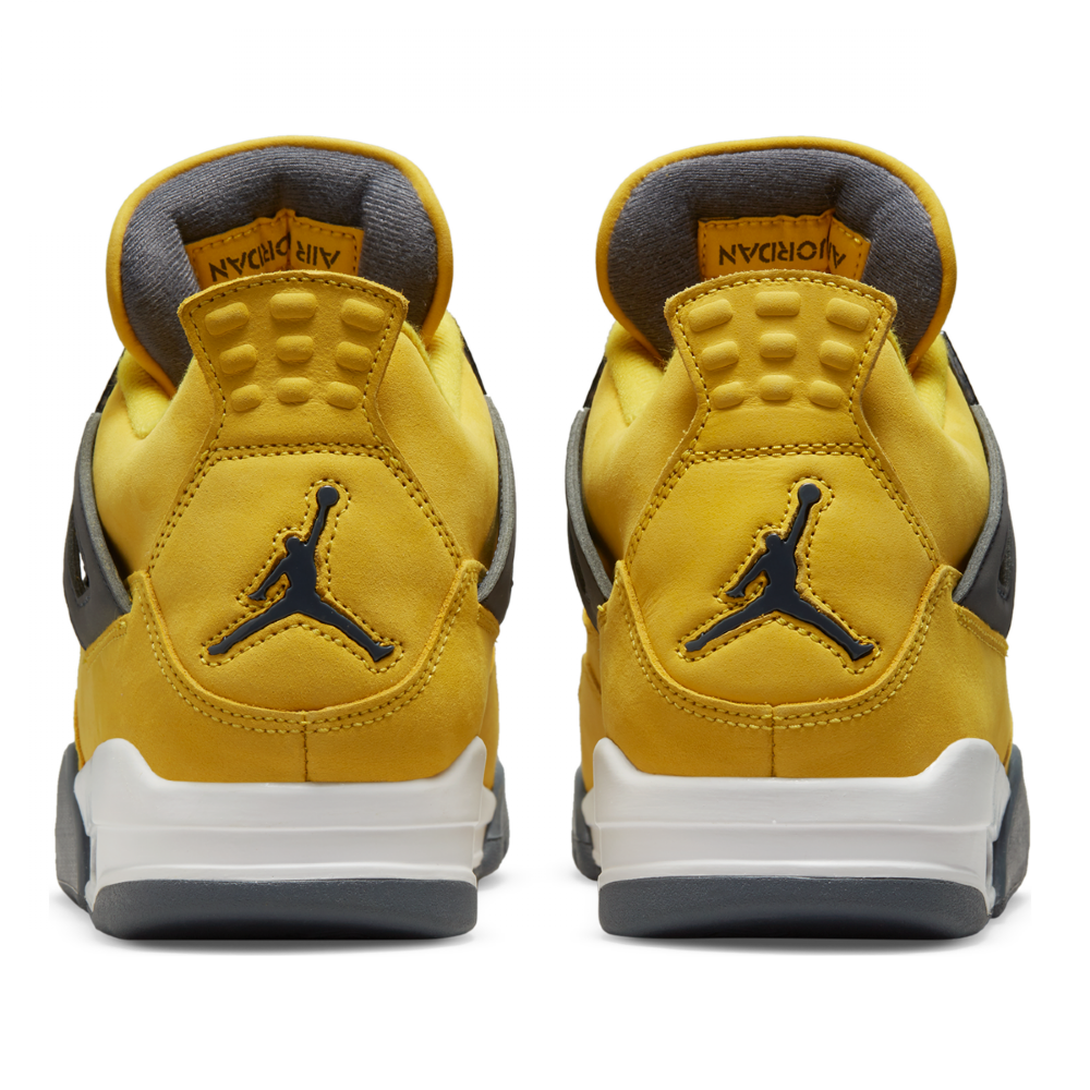 Tênis Nike Air Jordan 4 