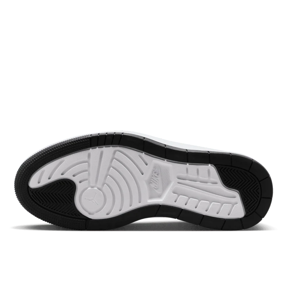 Tênis Feminino Nike Air Jordan 1 Low Elevate 