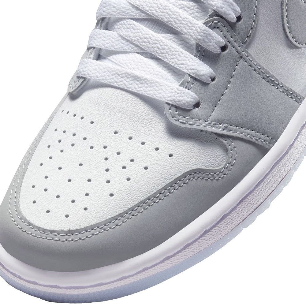 Tênis Nike Air Jordan 1 Low 